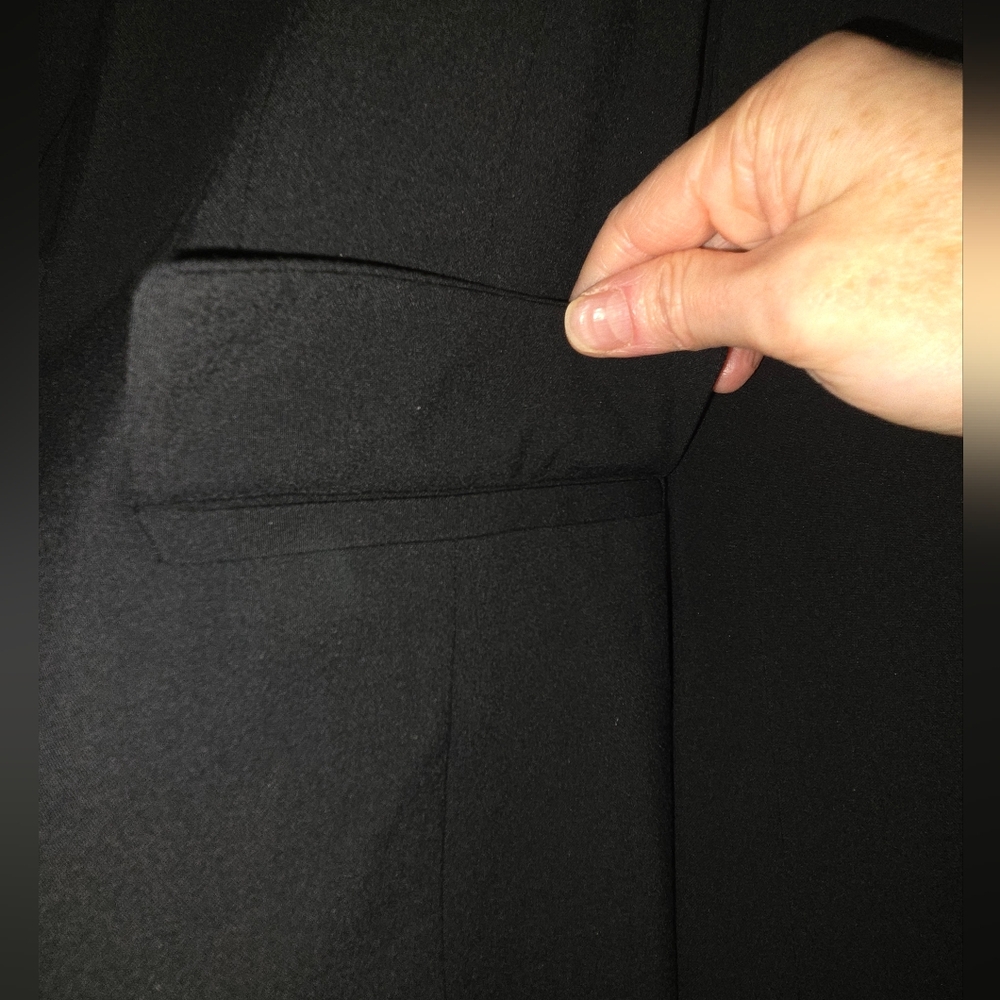 The Limited Women's Black Blazer Size Small - Picture 5 of 8
